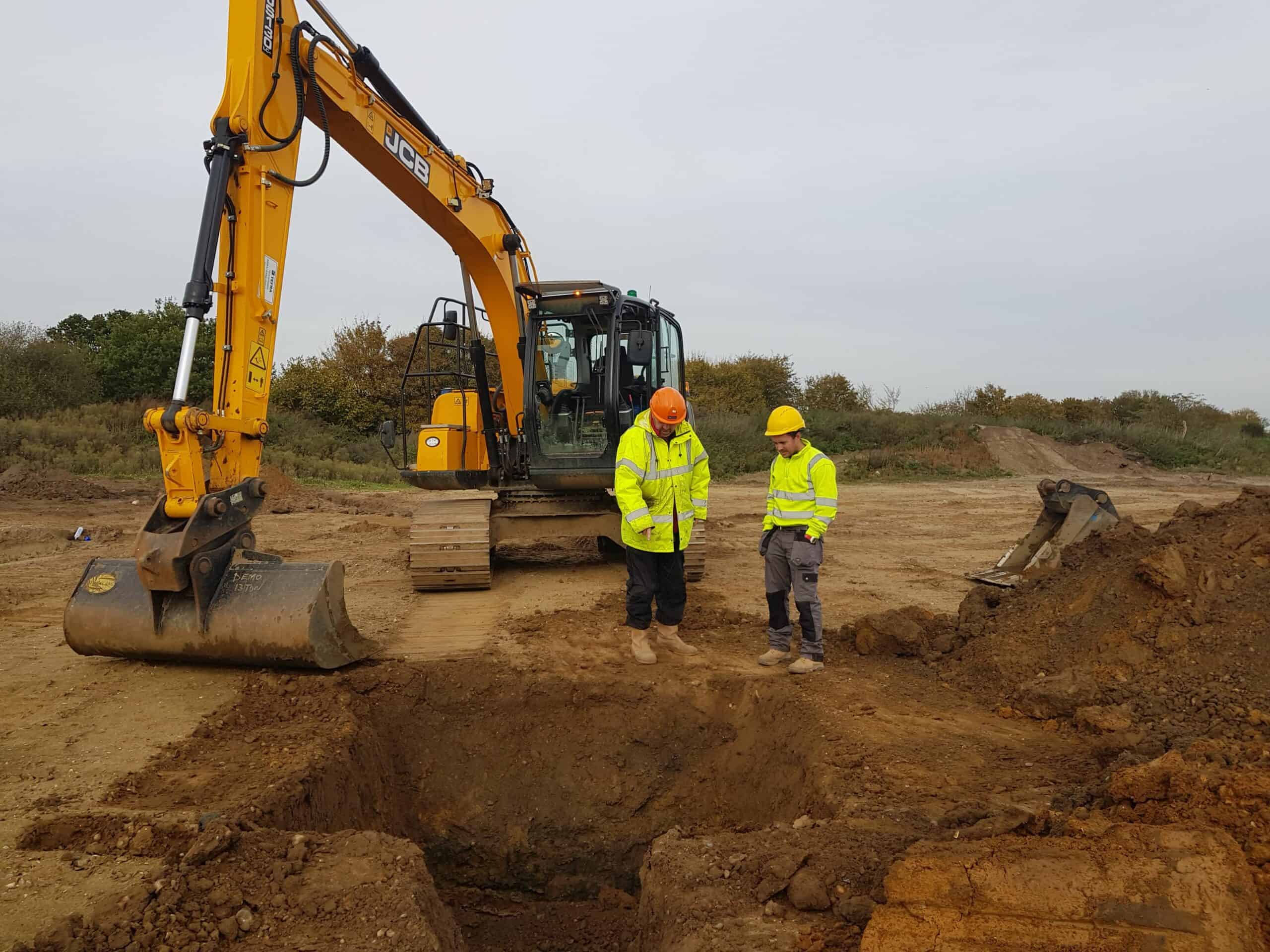 360 Excavator Training Courses - Wokingham